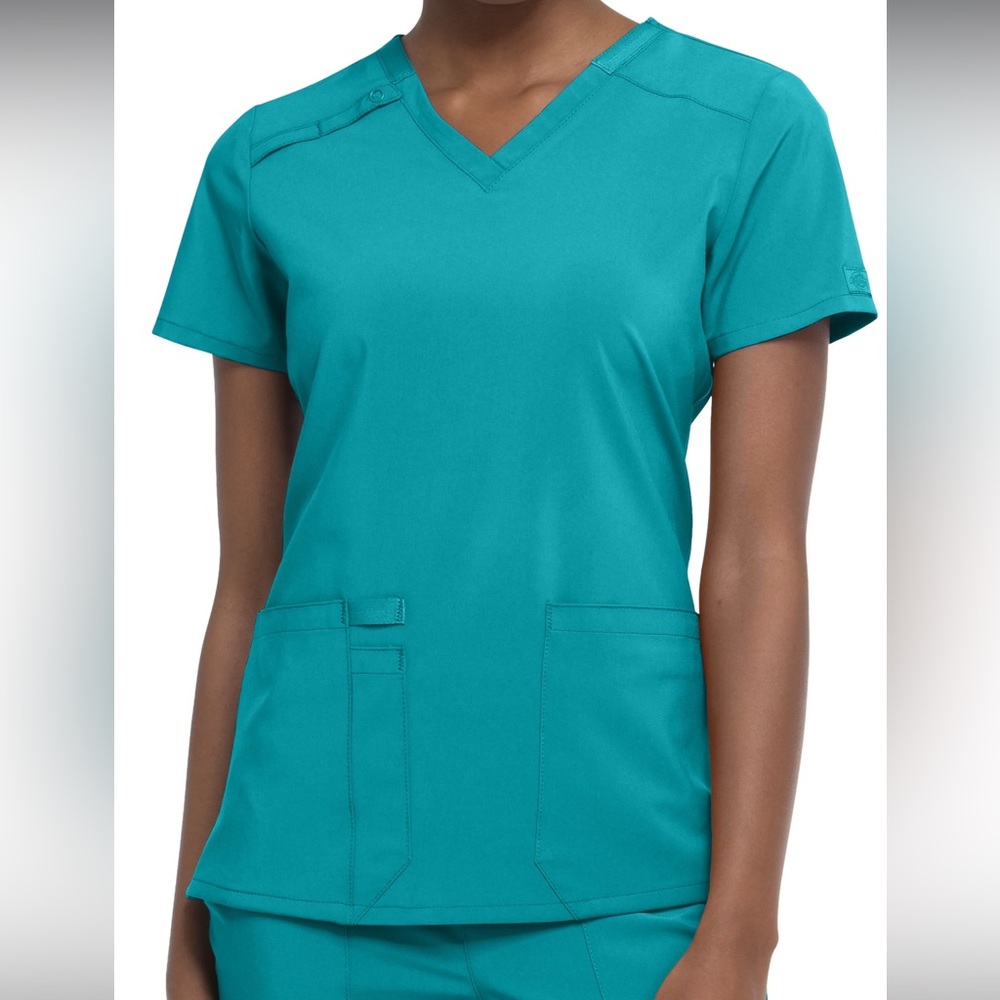 Dickies EDS Essentials Women's Scrub Set - TEAL
